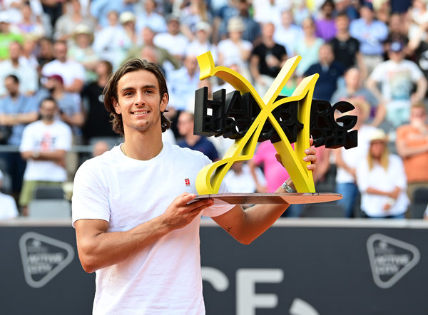 对波兰足球 对波兰足球